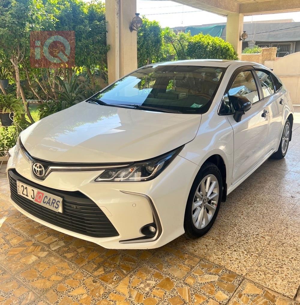 تۆیۆتا کۆرۆلا